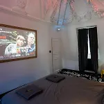 Apartment Capsule Art Deco - Jacuzzi - Netflix - Cinema - Arcade De Jeux & Nintendo Switch - 2 - Filet Suspendu Valenciennes